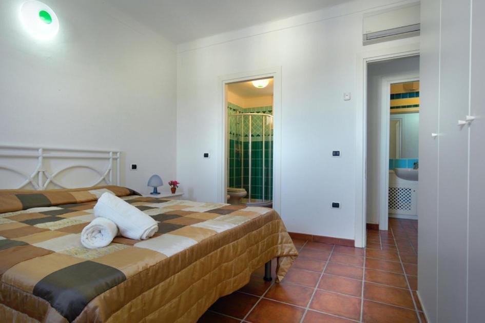 Perla Del Porto Apartments Санта-Тереза-Галлура Экстерьер фото